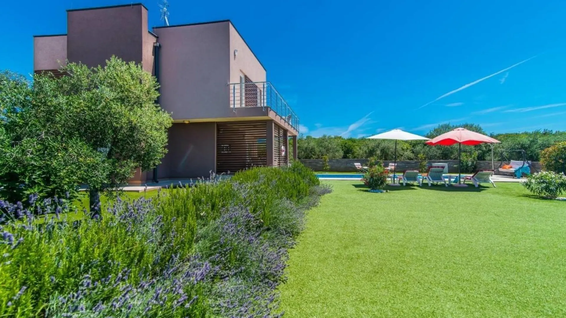Ferienhaus Mit Privatpool Fuer 8 Personen Ca 180 Qm In Galizana, Istrien Istrische Riviera 0*, Galizana